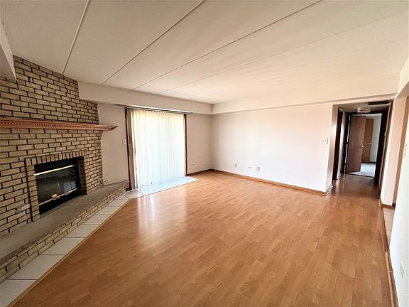 5th image of 6755 W 63rd St Unit A2n