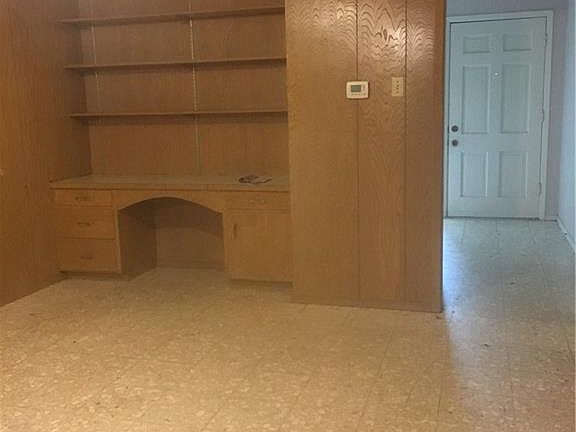 3rd image of 422 Monette Dr