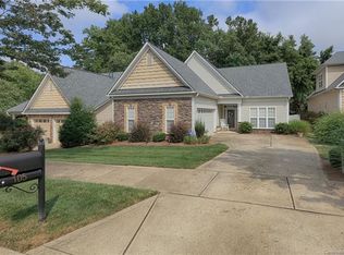 105 Ivy Creek Ln, Mooresville, NC 28115