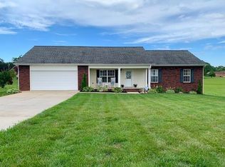 53 Lynnbrook Ln, Taylorsville, NC 28681