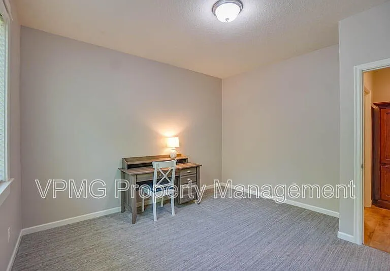 2835 Nw Hl — Photo 16
