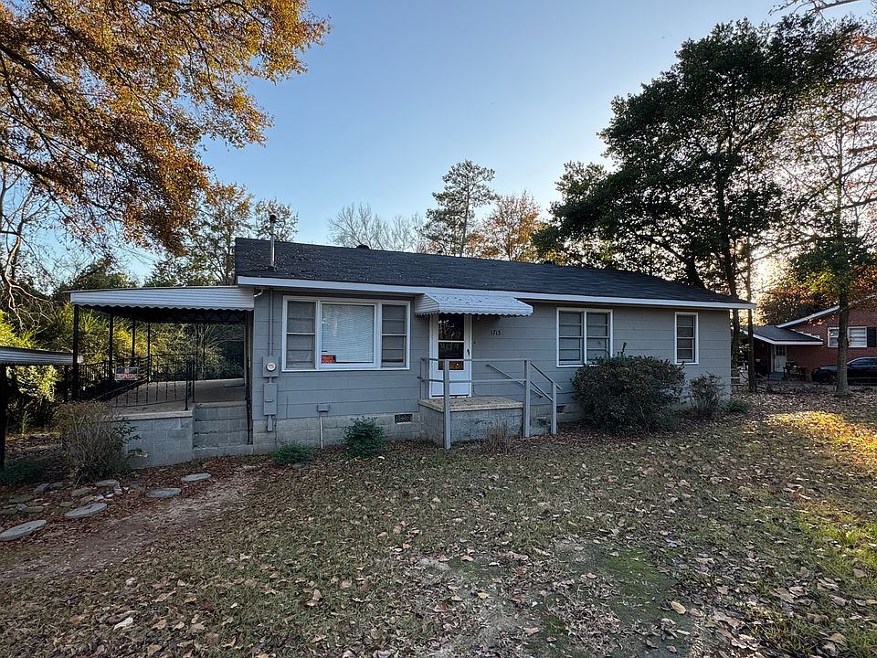 1713 39th front _12172024