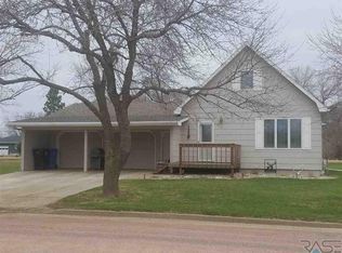310 W Franklin Ave, Salem, SD 57058