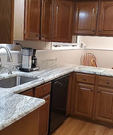 4th image of 30055 Bretton St