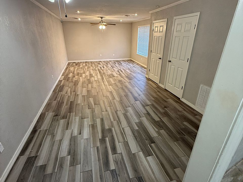 1st image of 819 Hardy Springs Cir APT D