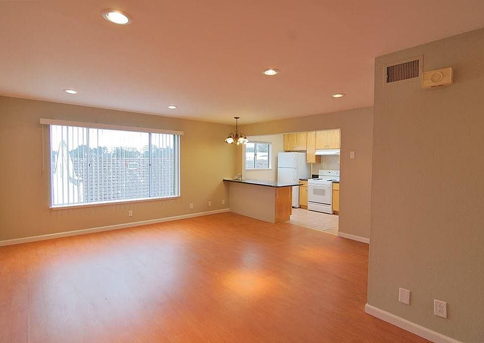 1st image of 226 88th St APT 202