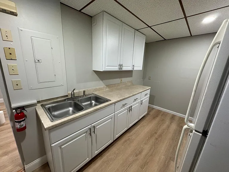 13 E Lemon St #3 — Photo 5