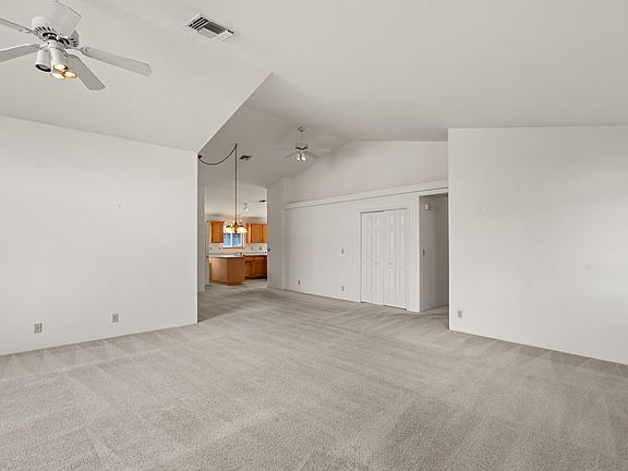 4th image of 1113 Wylie Ln