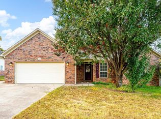 14 Gold Bear Ln, Cabot, AR 72023