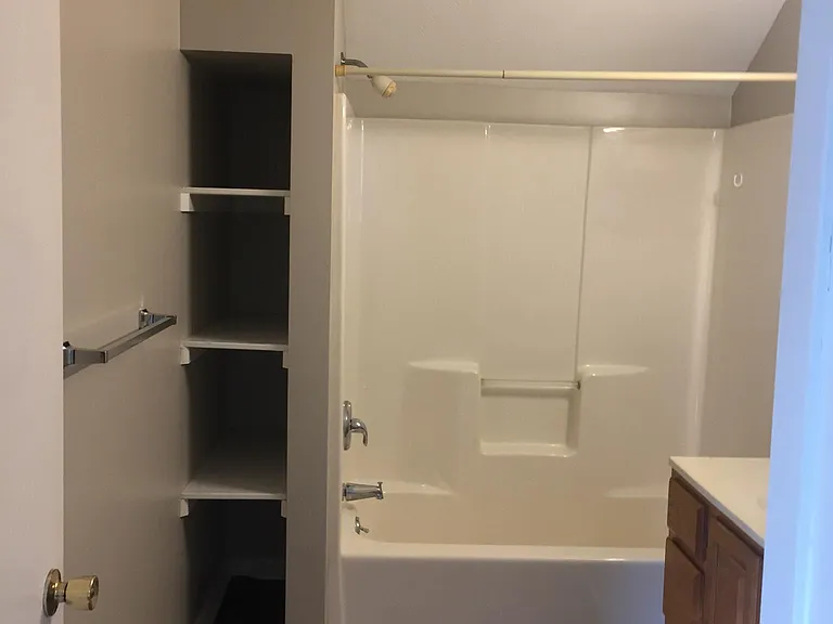 15 Travis St NE #2 — Photo 6