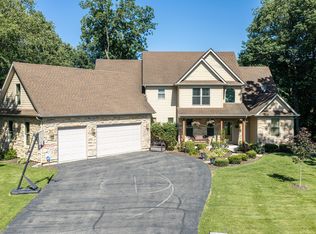 4040 River Ridge Ln, Sandwich, IL 60548