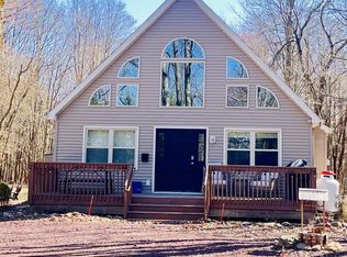 186 Brier Crest Rd, Blakeslee, PA 18610