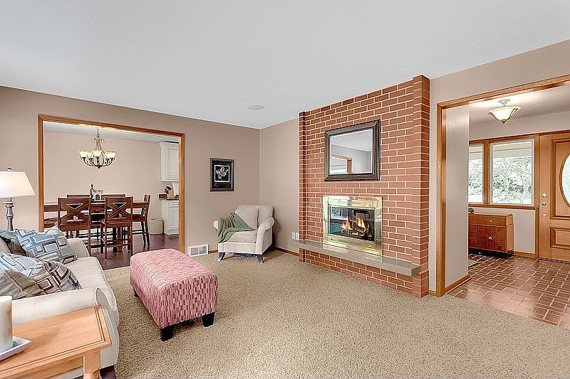 1st image of 3305 NE 180th St