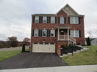 5000 Blue Heron Ct, Valencia, PA 16059