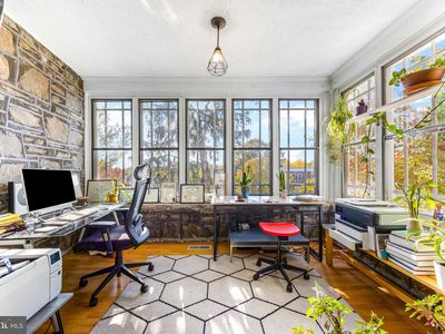 912 E 36th St, Baltimore, MD, 21218