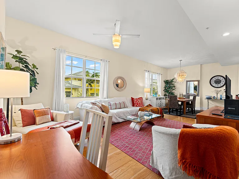 3120 E Latitude Cir #310 — Photo 5
