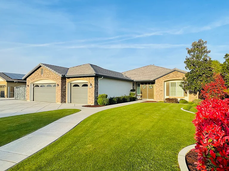 8500 Imola Ct — Photo 3