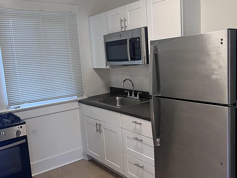 304 Cliff St — Photo 28