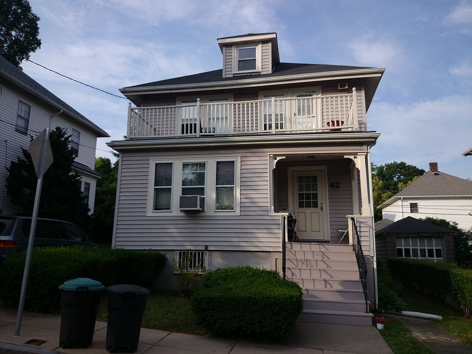 2nd image of 42 Embassy Rd