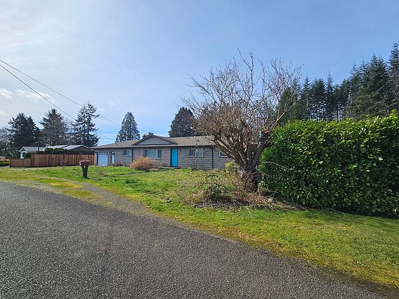 3rd image of 409 Silkey Rd