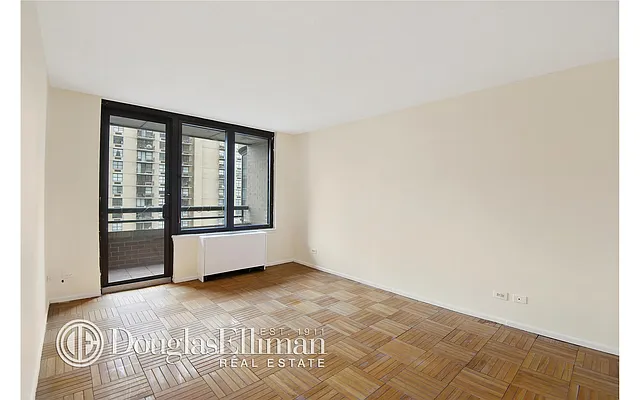 Rented by Douglas Elliman | media 21