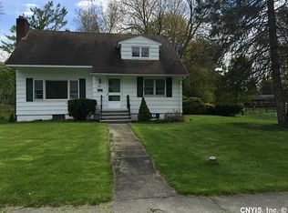 200 Oakley Rd, Syracuse, NY 13209