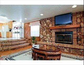 3rd image of 535 N Prospect Dr