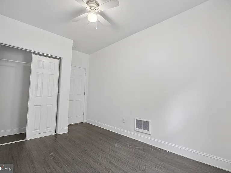 3138 W Allegheny Ave #A — Photo 18