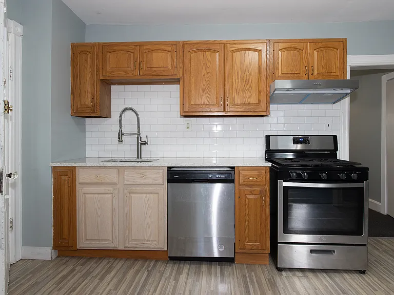 333 2nd Ave #1 — Photo 8