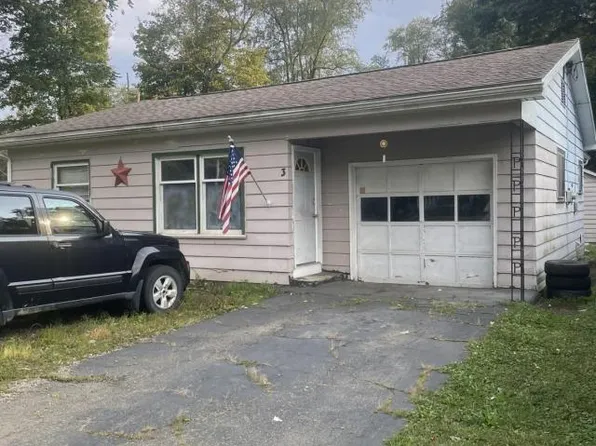 3 Hazel St, Irvine, PA 16329