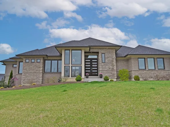 9927 Sean James Ct, West Chester, OH 45241