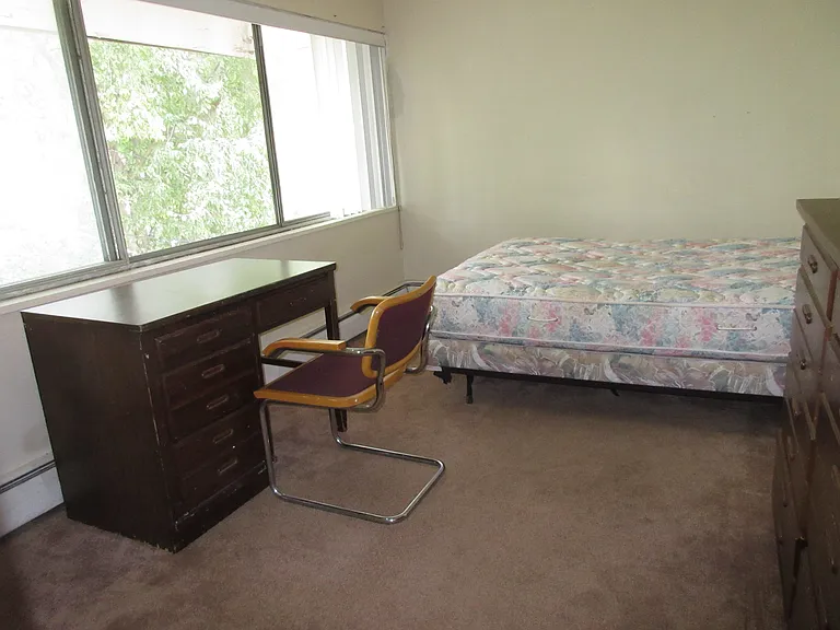 935 Dewey Ave #305 — Photo 6