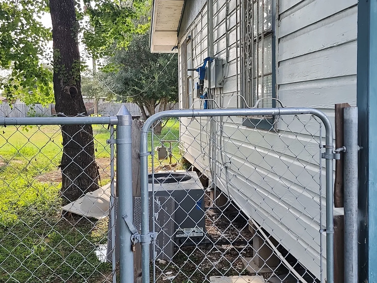 3 bed, 900 sqft, $800 — Photo 4