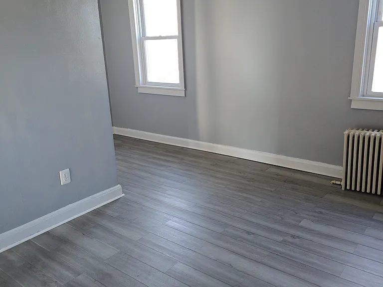 2992 Yorkway 1st 2nd F #F — Photo 14