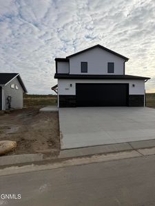 7007 Butler Cir, Lincoln, ND, 58504