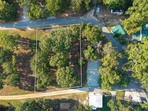 E 249th Rd, Grove, OK 74344