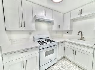 230 W Ramona St #18, Ventura, CA 93001