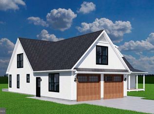 26 Maddock Rd, Titusville, NJ 08560