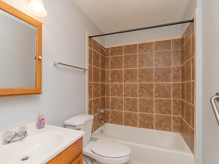 4831 Hunter Trl #3 — Photo 14
