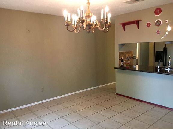 5th image of 15506 Evergreen Place Dr