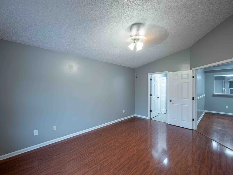 2645 Sam Houston Pl — Photo 33