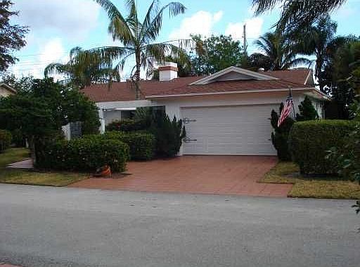 2nd image of 5008 N Travelers Palm Ln