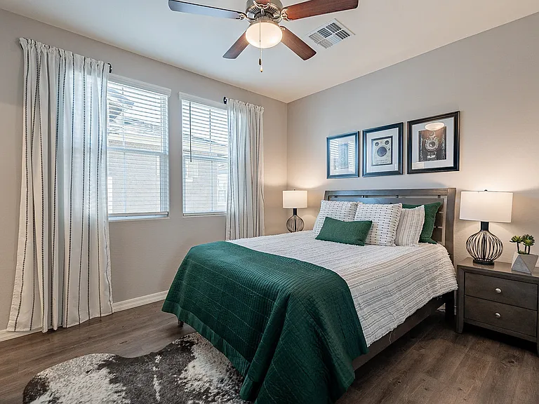 2 Bedroom