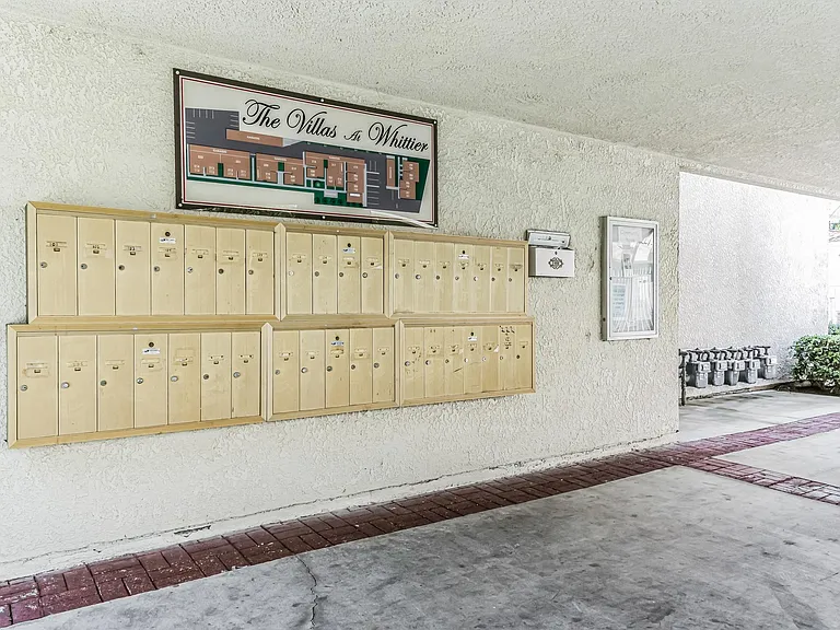 Villas at Whittier — Photo 15