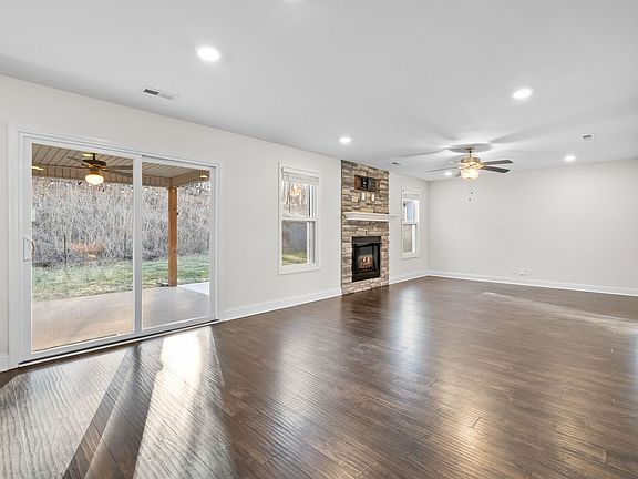 5th image of 2897 Teakwood Dr