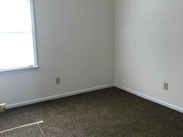322 S Center St — Photo 7