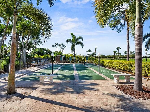 4th image of 34 Glades Blvd #1461
