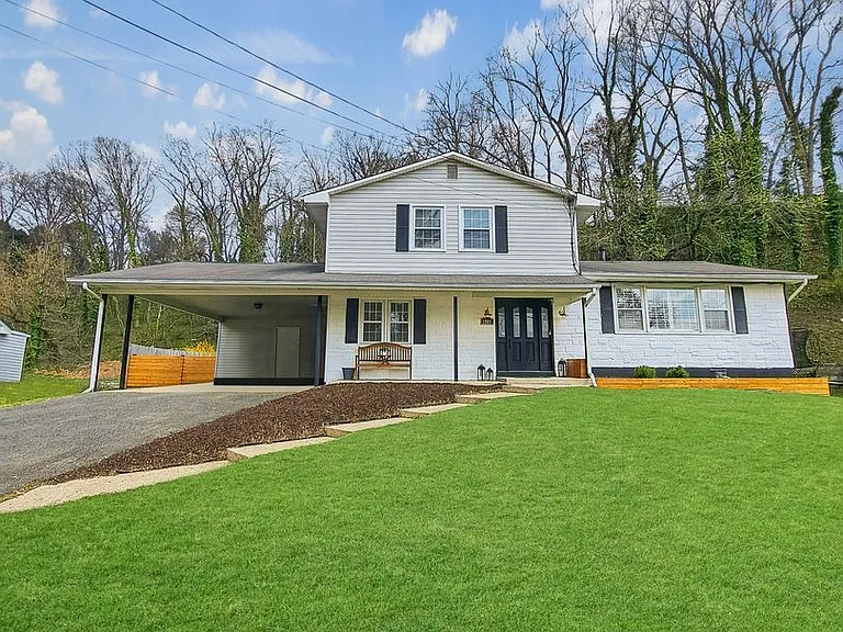 1904 Taylor Ave — Photo 1