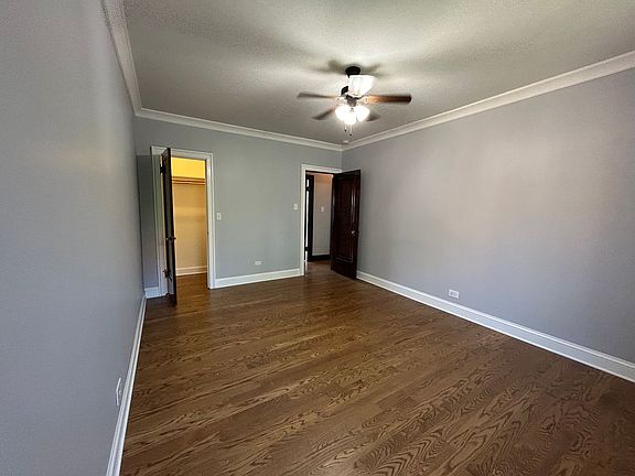 3rd image of 4519 N Wolcott Ave APT 2B