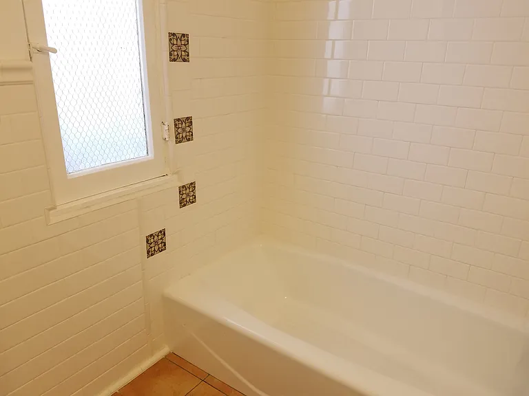 1607 S Sierra Bonita Ave — Photo 24